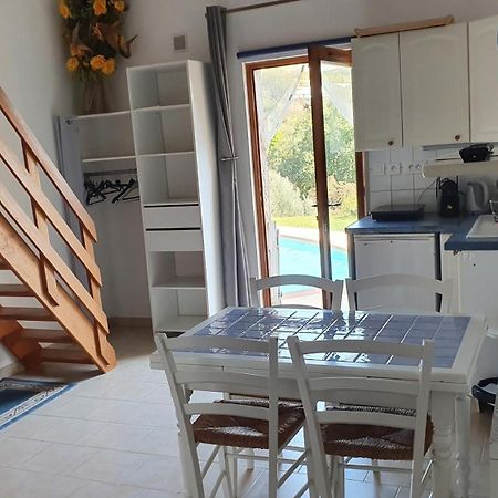 Studio-Mezzanine Dans Villa Cagnes-sur-Mer Dış mekan fotoğraf