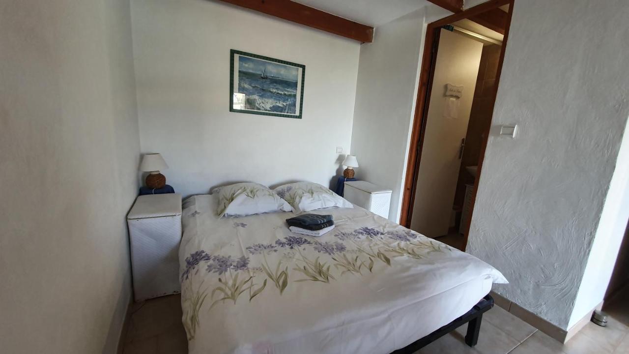 Studio-Mezzanine Dans Villa Cagnes-sur-Mer Dış mekan fotoğraf