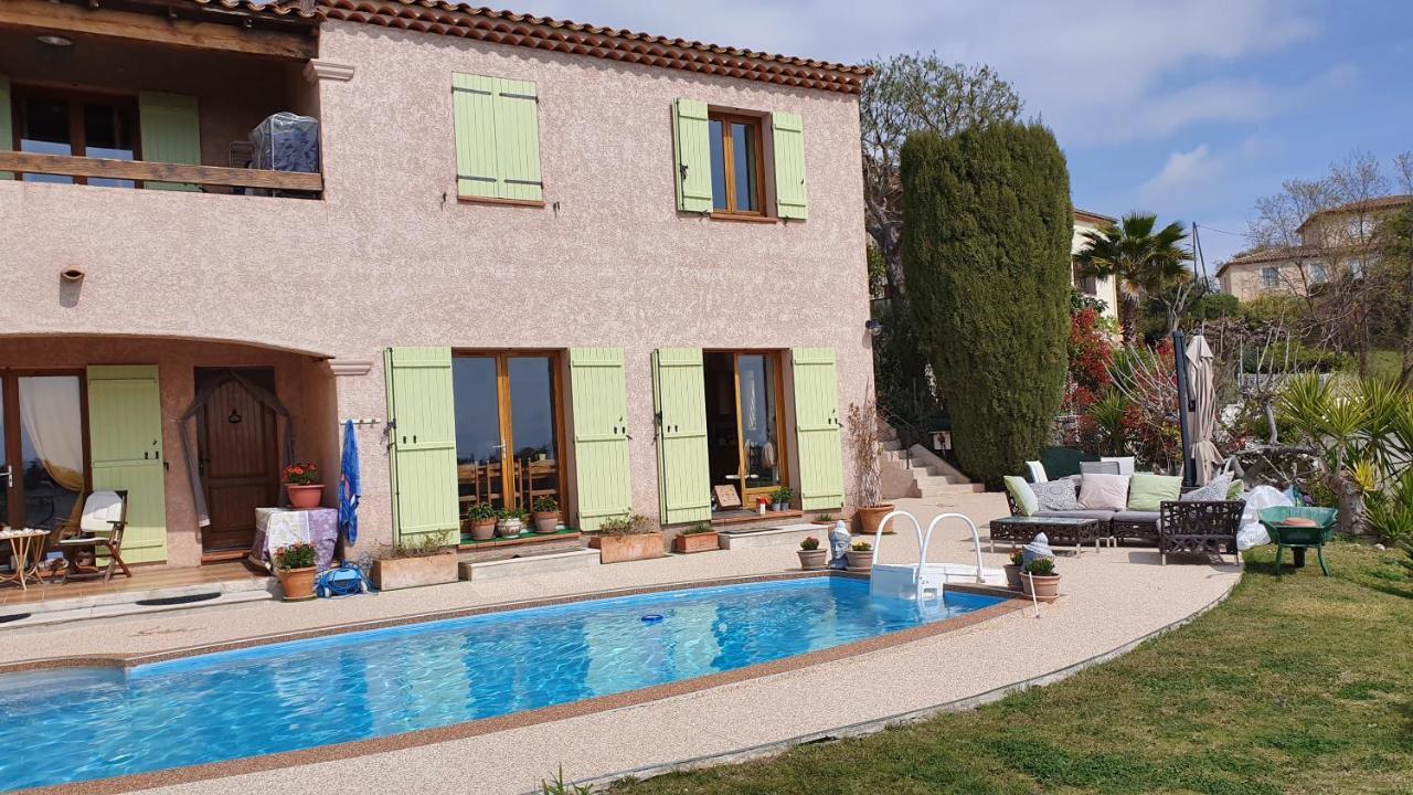 Studio-Mezzanine Dans Villa Cagnes-sur-Mer Dış mekan fotoğraf